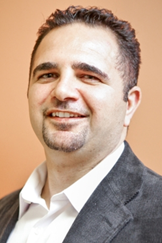 photo of dr. akhikar